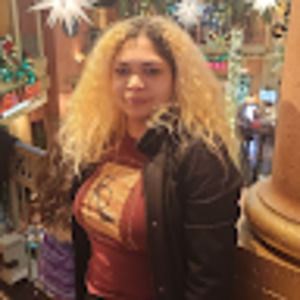 Meet your Posher, Elizabeth